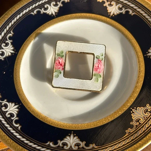 Vintage Guilloché Enamel Rose Square Brooch Pin - Picture 1 of 5